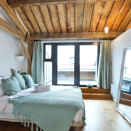 Wild Roses Serviced Apartments - Excel Warehouse 1 London Bagian luar foto