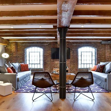 Wild Roses Serviced Apartments - Excel Warehouse 1 London Bagian luar foto