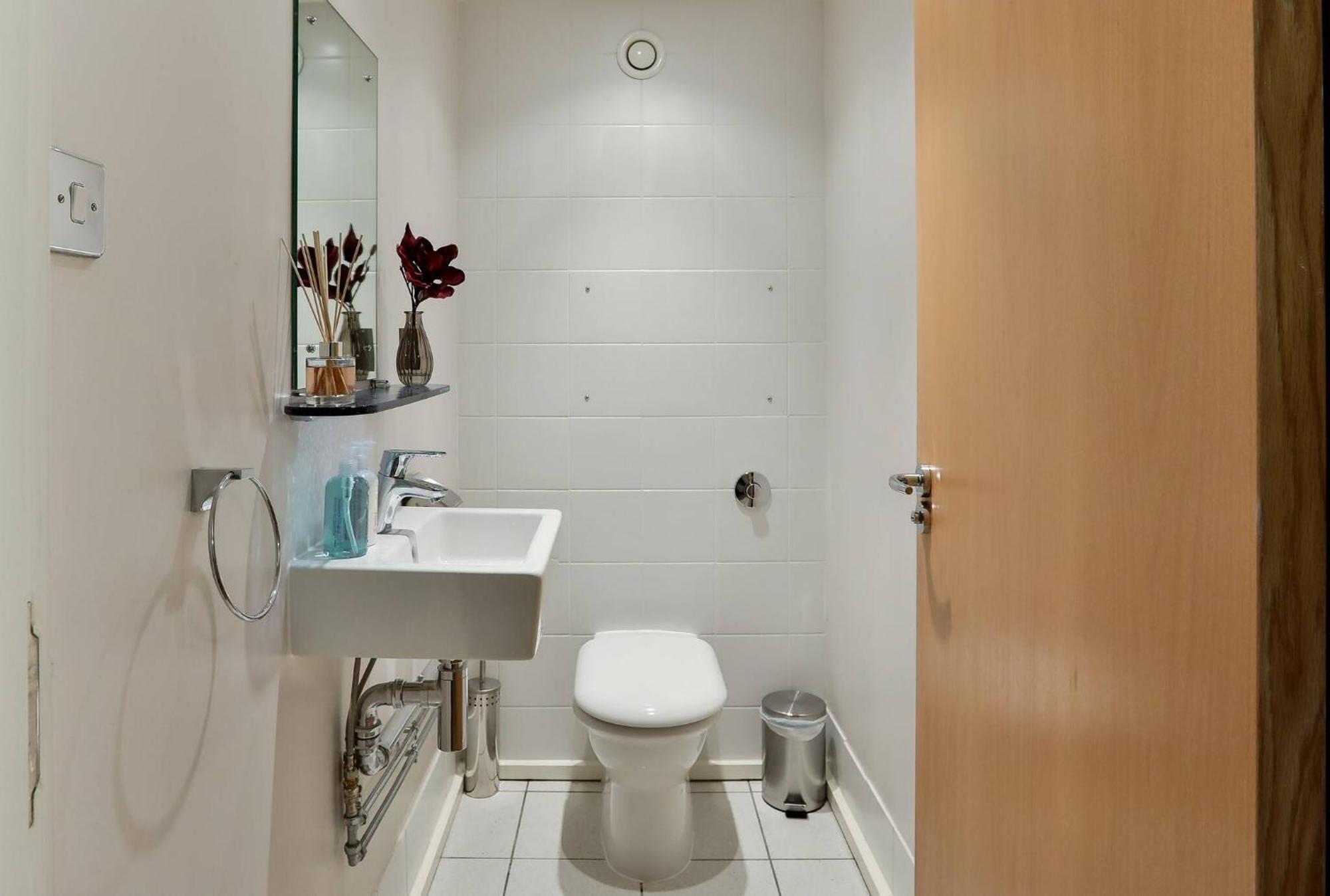 Wild Roses Serviced Apartments - Excel Warehouse 1 London Bagian luar foto