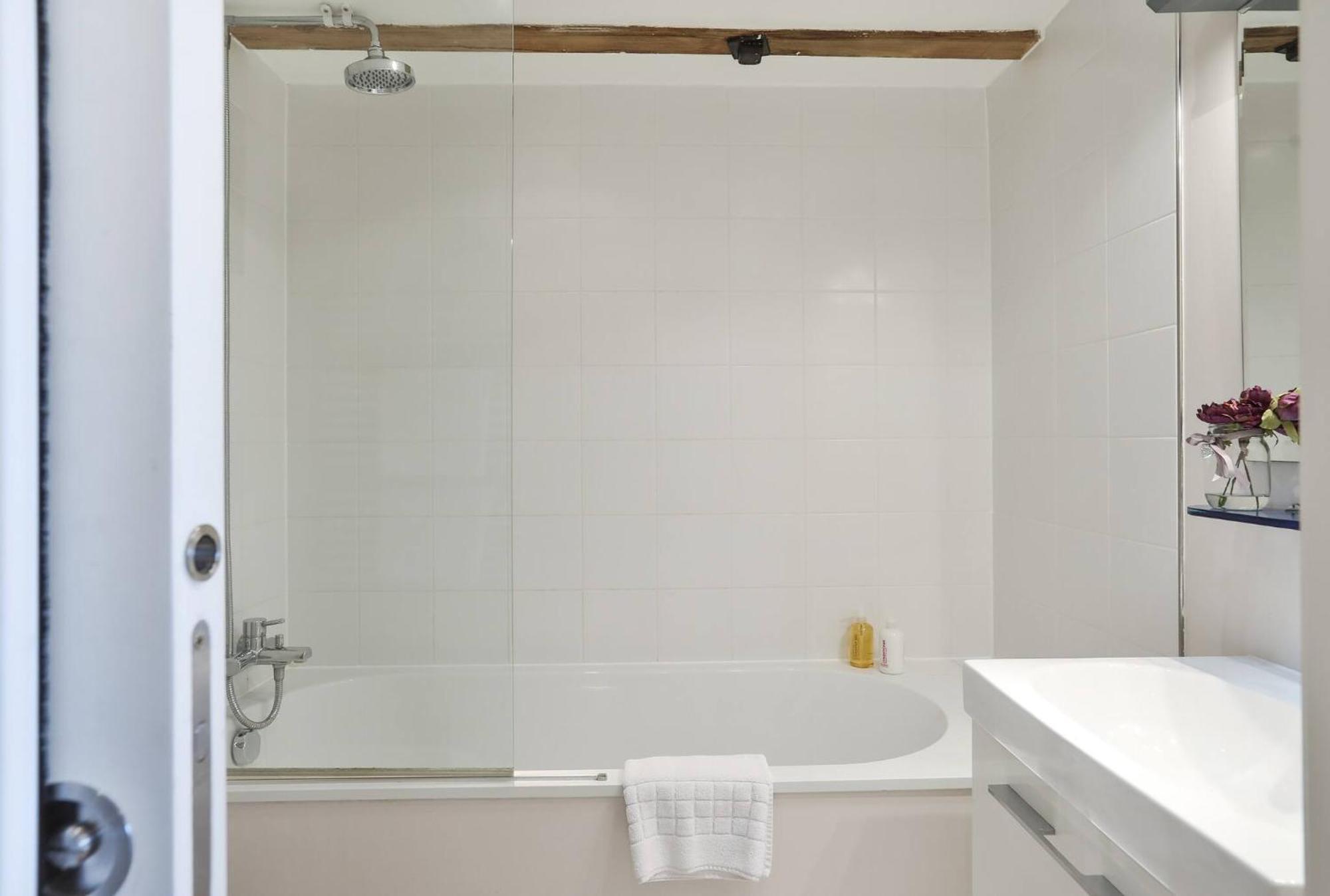 Wild Roses Serviced Apartments - Excel Warehouse 1 London Bagian luar foto